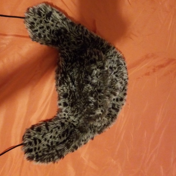 Eskimo hat - Picture 2 of 3